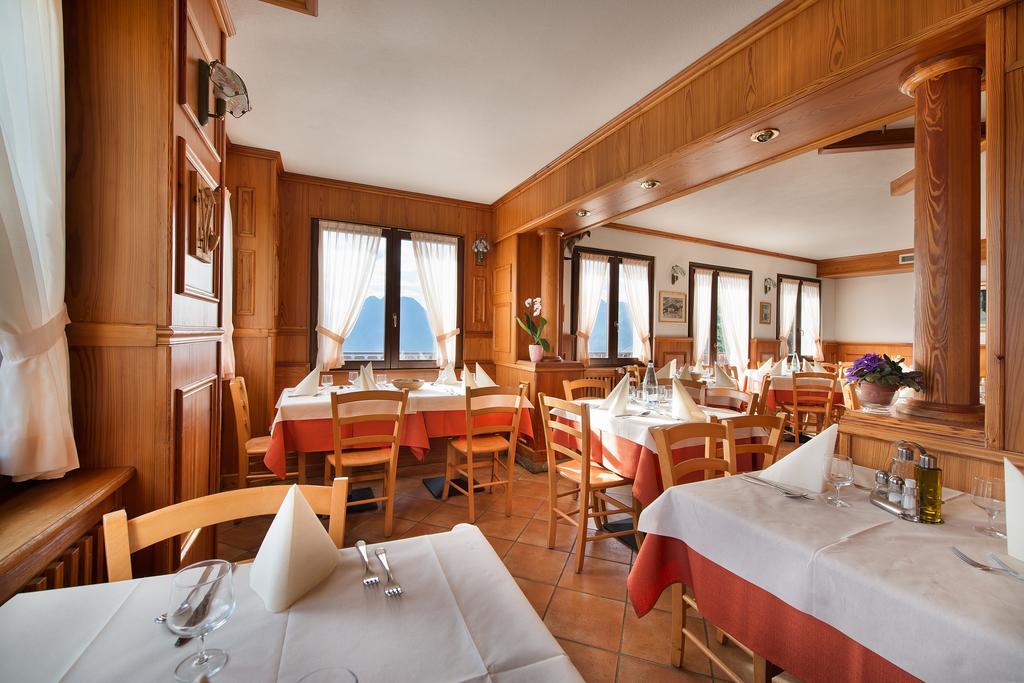 Hotel Gallo Cedrone 瓦尔蒂索托 外观 照片